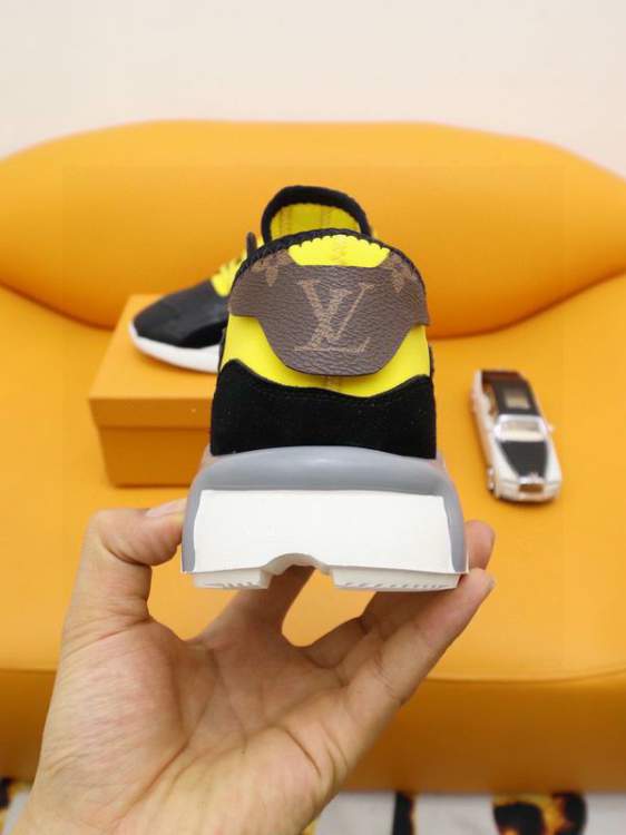 Picture of Louis Vuitton Shoes _SKULVsz38-45mnf019616893